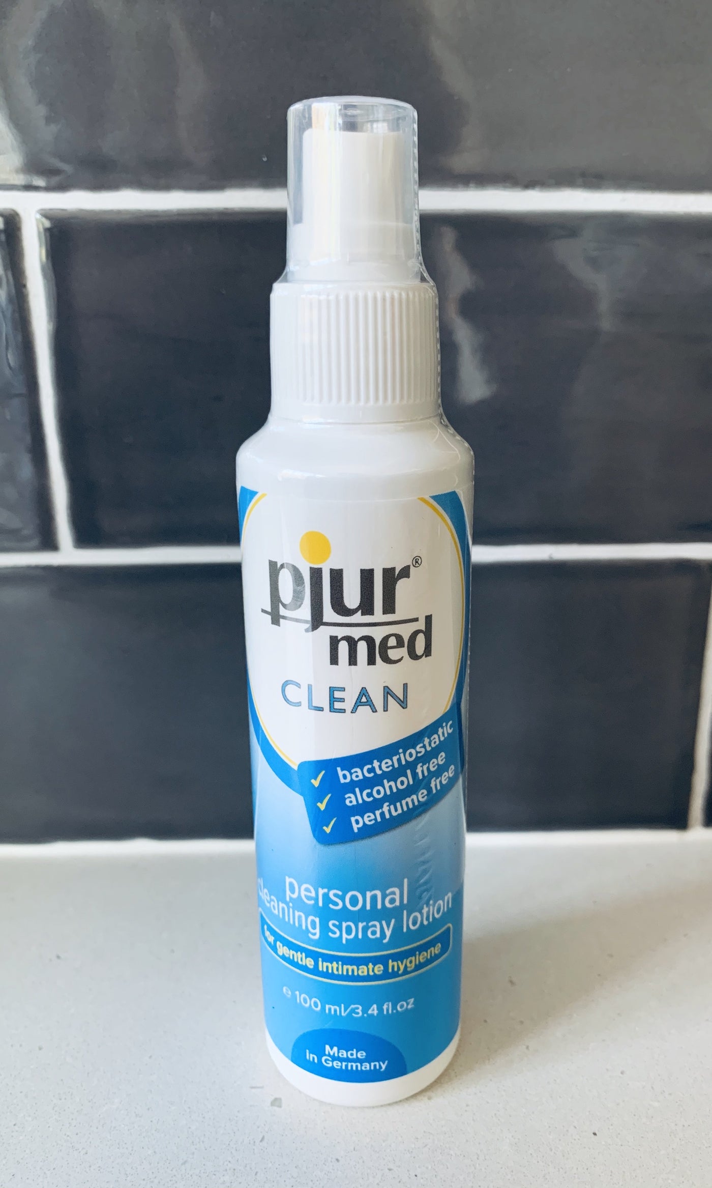 pjur®med CLEAN  personal cleaning spray lotion 100mL
