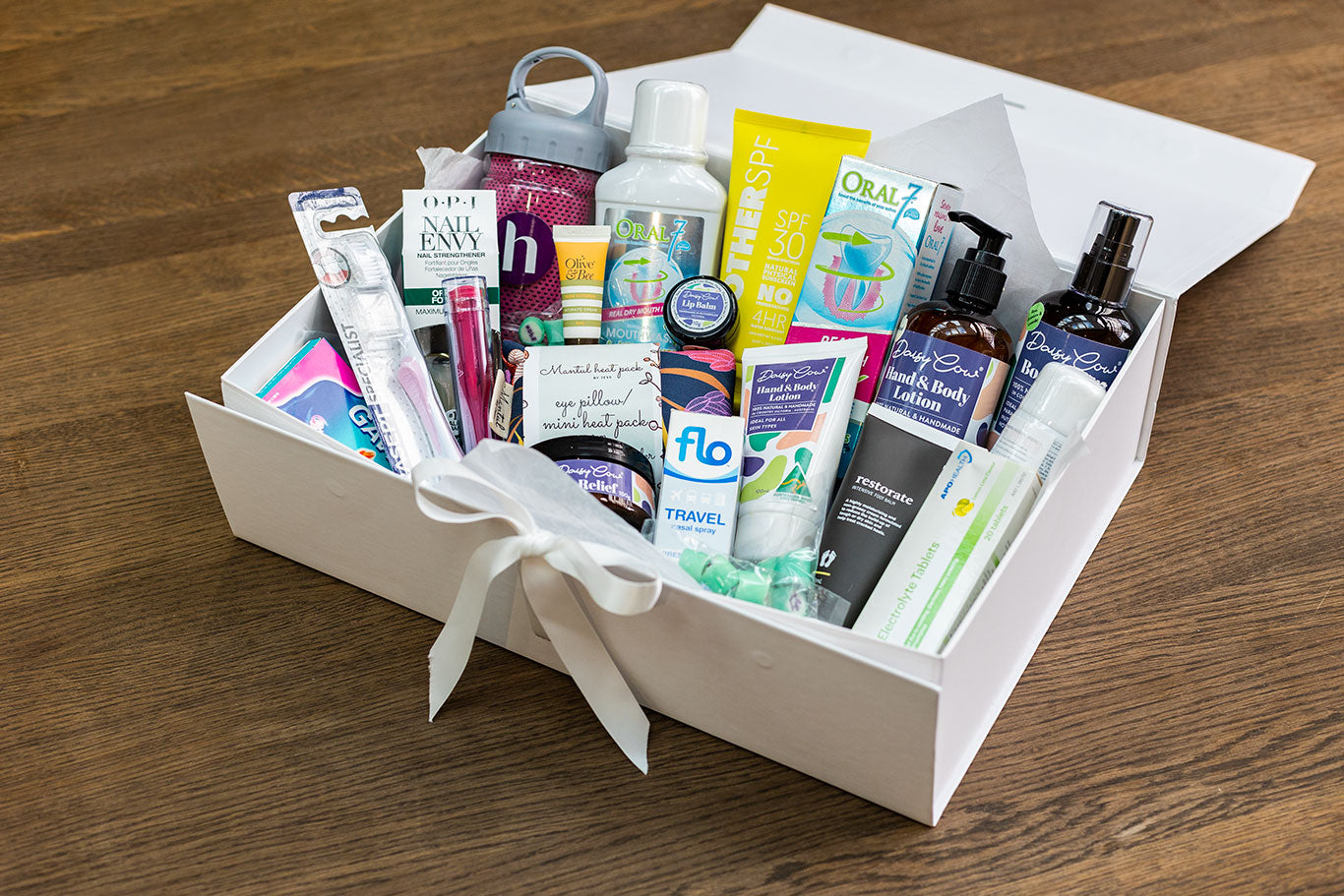 The HOPE Deluxe Chemo Gift Pack For Her