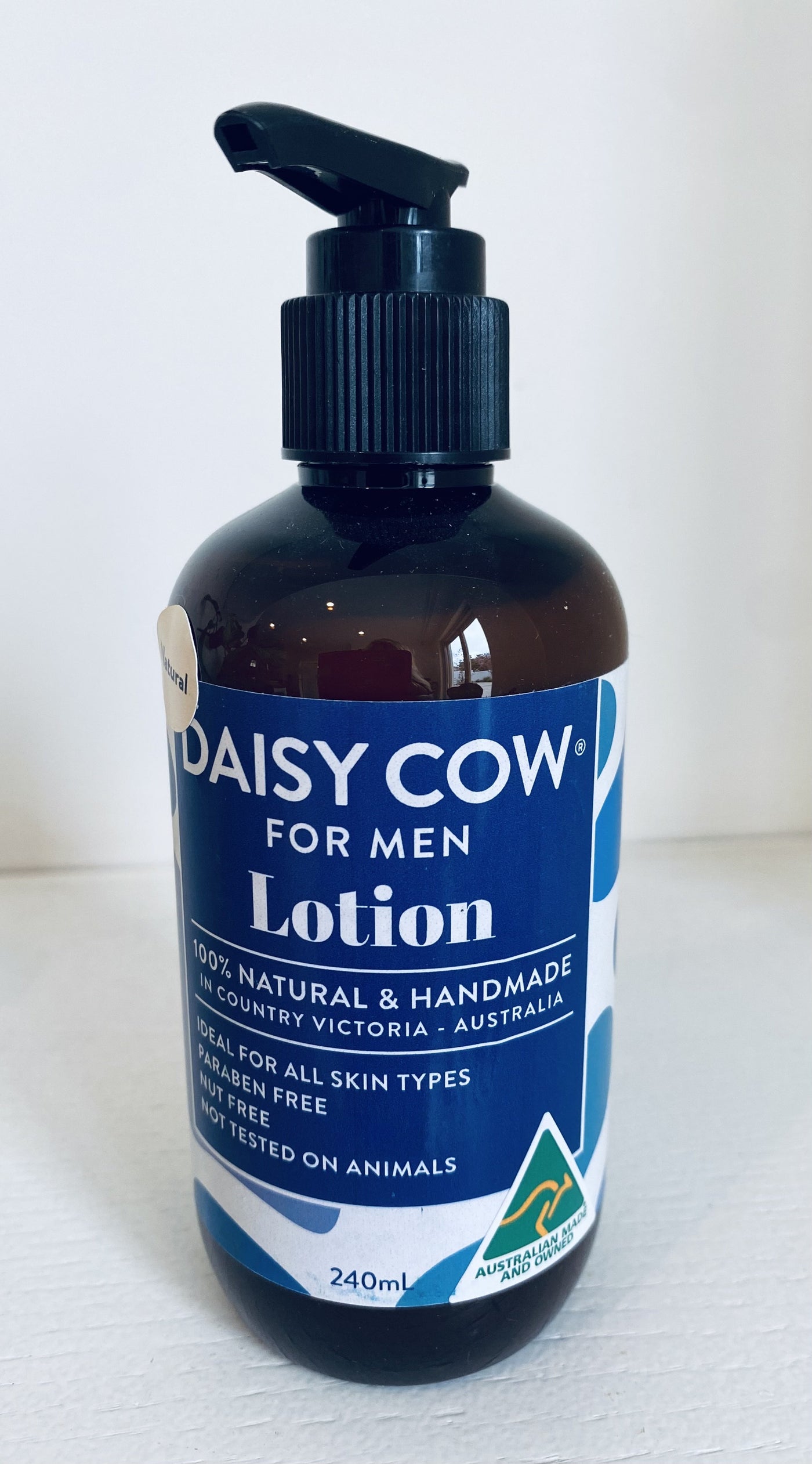 Daisy Cow Men’s Skin Lotion 240mL pump-pack